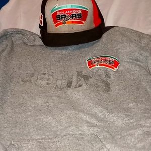 Sant antiono spurs snapback with large hoody.